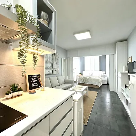 Lim7 - Precioso Apartamento, Wifi, Centro Torremolinos