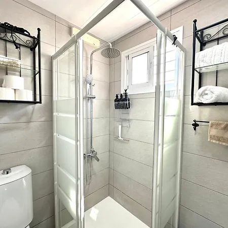 Lim7 - Precioso Apartamento, Wifi, Centro * Τορρεμολίνος