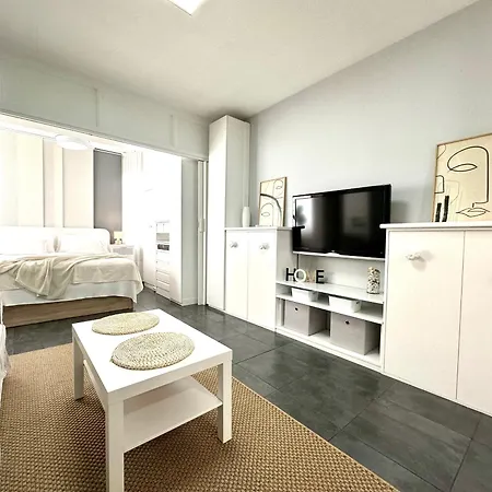 Lim7 - Precioso Apartamento, Wifi, Centro Τορρεμολίνος